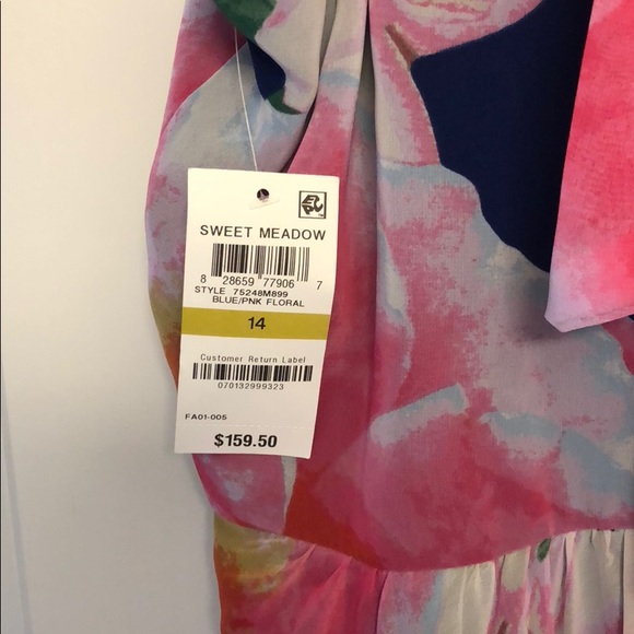 Never Worn/Tags on INC Floral-Print Maxi Dress - Picture 3 of 7